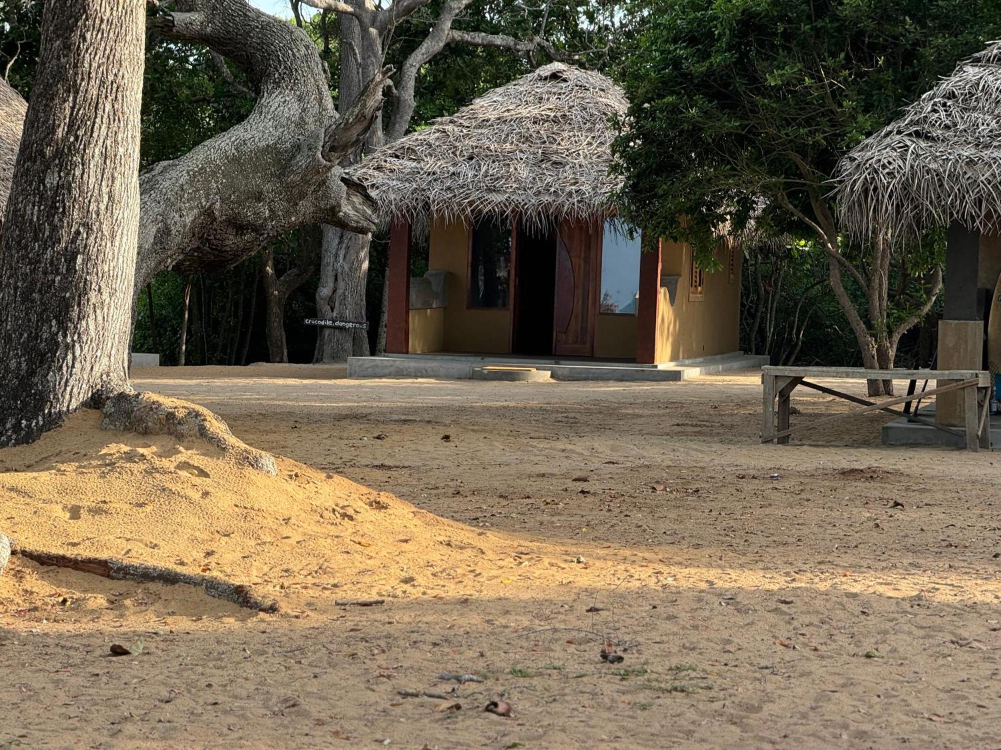 Peanut Farm Surf And Wild Resort - Arugambay Arugam Bay Exterior photo