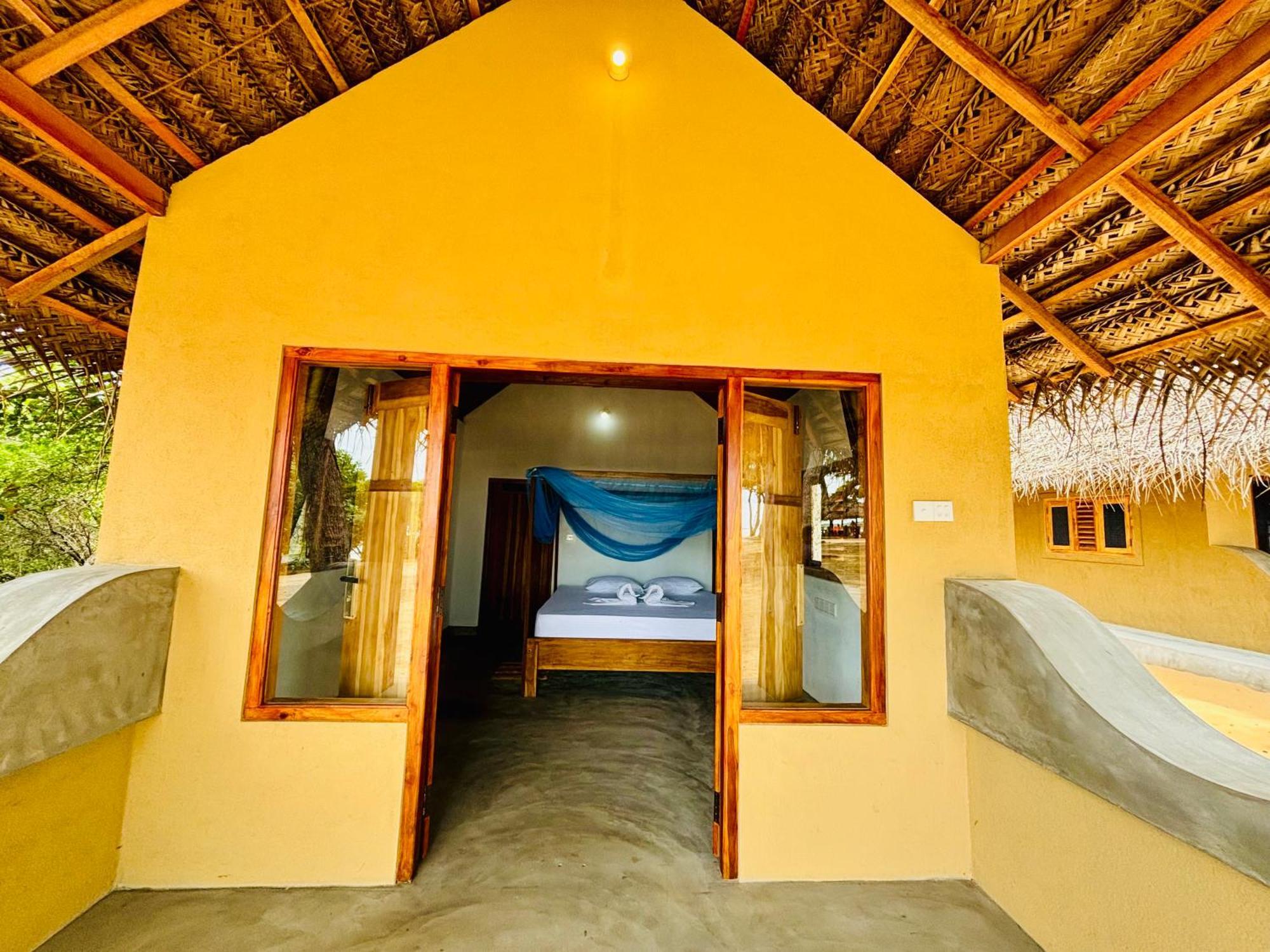 Peanut Farm Surf And Wild Resort - Arugambay Arugam Bay Exterior photo
